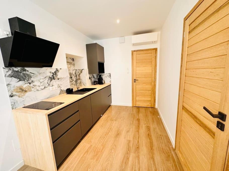 Les Appartements De Nana 4 - Studio Hypercentre, Rue Meynadier, Palais & Plage, Clim, Wifi Cannes Ngoại thất bức ảnh